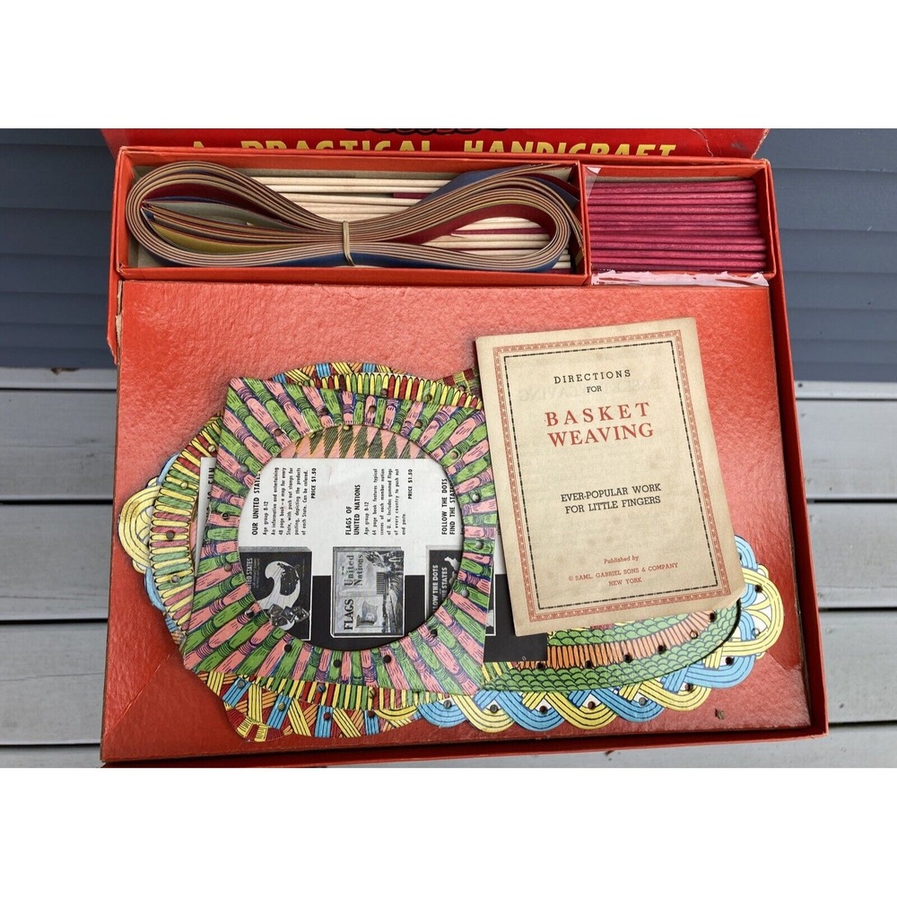 Vintage childs craft kit activity Basket Weaving Sam Gabriel & Sons 1930s 1940 - Picture 3 of 11